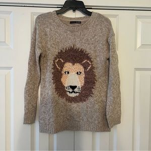 ⭐️ Atmosphere Tan and Brown Crew Neck Sweater with Lion Design